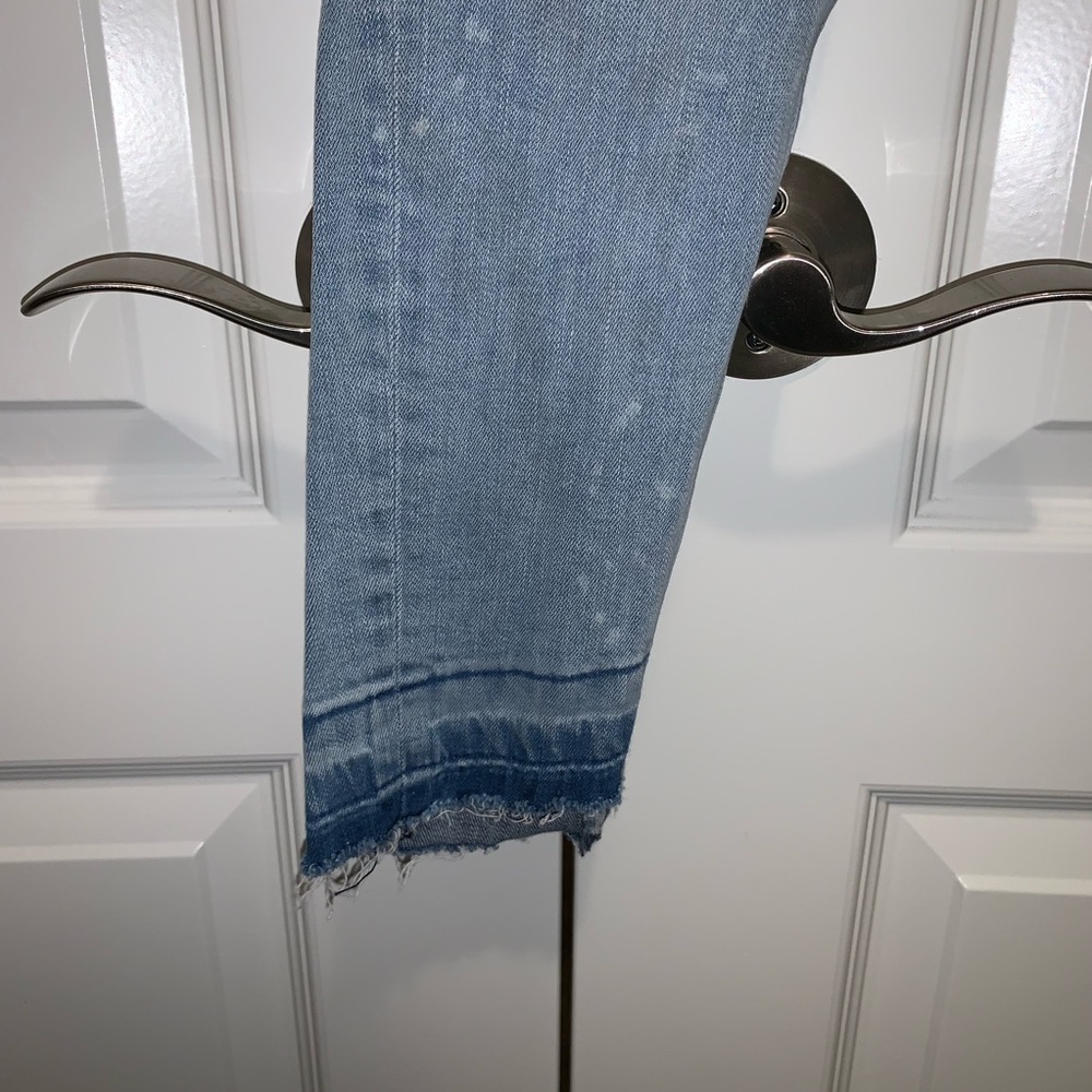 Zara Ripped Jeans - Picture 2 of 5